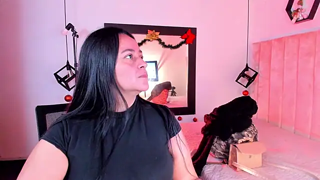 lucia vonne  online show from 01/07/26, 01:38