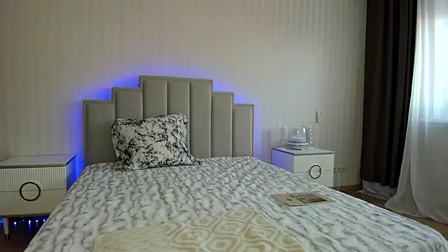 ooksiiii online show from 02/09/25, 12:08