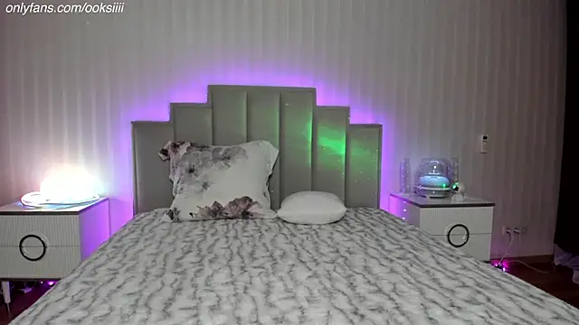 ooksiiii online show from 01/12/26, 07:53