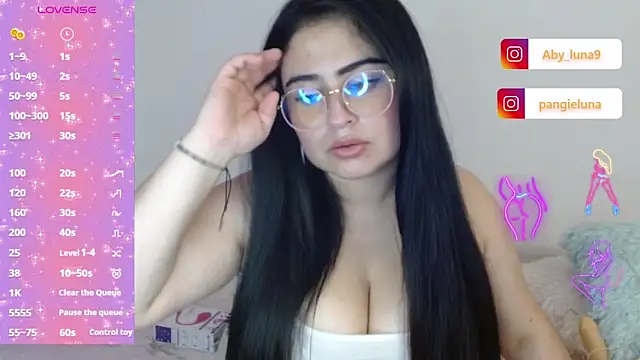 Snapshot of aby_luna_ chatting on 12/03/24, 10:45 aby luna online show from 12/03/24, 10:45
