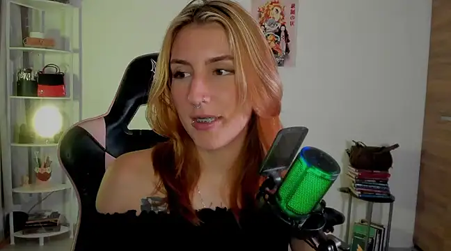 Dakotaa  online show from 02/02/25, 03:54