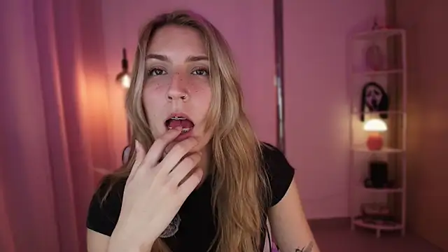 Dakotaa  online show from 12/03/25, 04:35