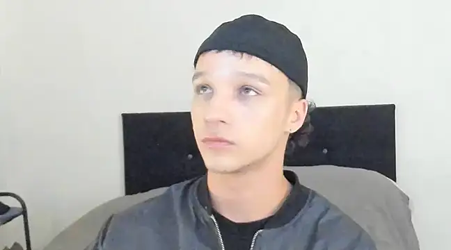 angelcortes online show from 12/20/24, 12:38