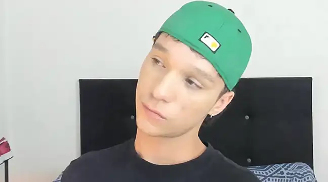 angelcortes online show from 01/13/25, 11:19