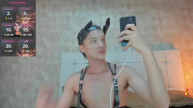 angelcortes online show from 12/15/25, 01:22