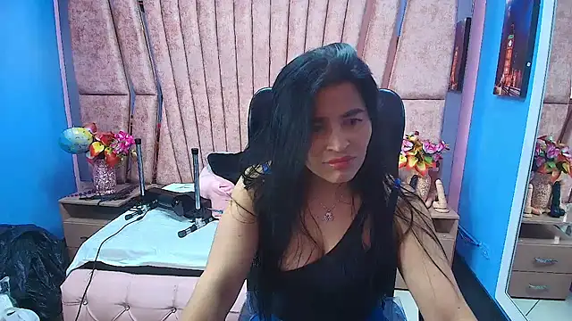 HornySkinny26 online show from 11/28/25, 04:56