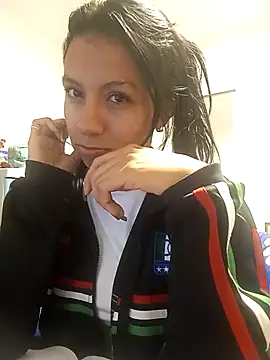 Snapshot of Tammyforever chatting on 05/03/26, 03:11 Tammyforever online show from 05/03/26, 03:11