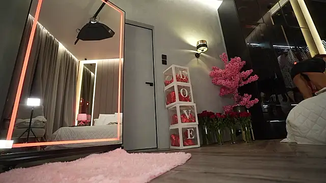 Arte Adelle online show from 02/23/26, 04:25