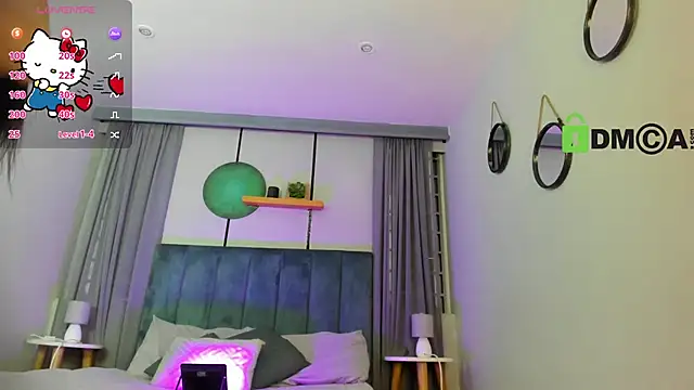 CoralineRicce  online show from 11/27/25, 09:48