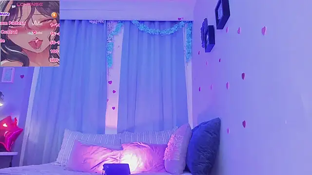 CoralineRicce  online show from 03/06/25, 04:52