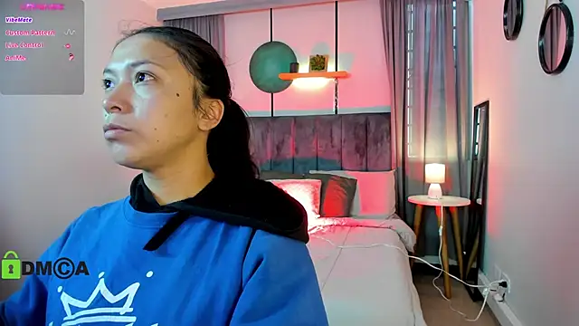 CoralineRicce  online show from 09/09/25, 09:35