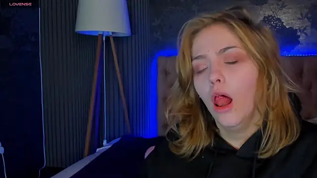 DellaRowe online show from 11/19/25, 06:24