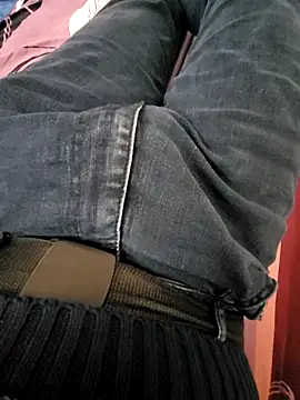 klsvn91 online show from 12/18/25, 10:52