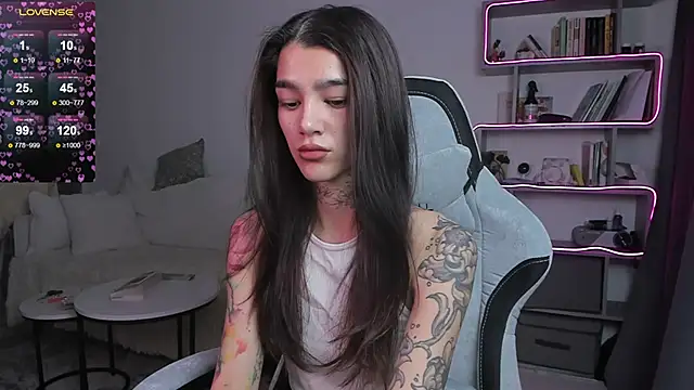 vinkitinkii online show from 03/18/25, 06:17