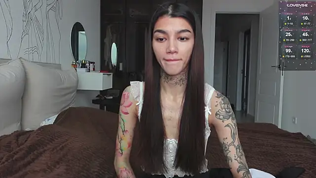 vinkitinkii online show from 10/30/25, 07:28