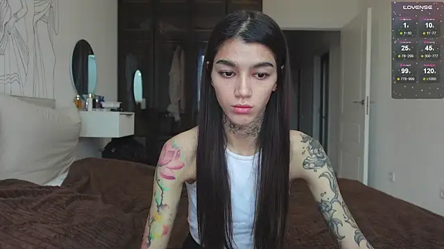 vinkitinkii online show from 10/15/25, 06:54