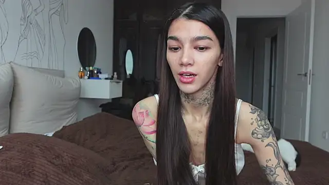 vinkitinkii online show from 10/16/25, 07:05