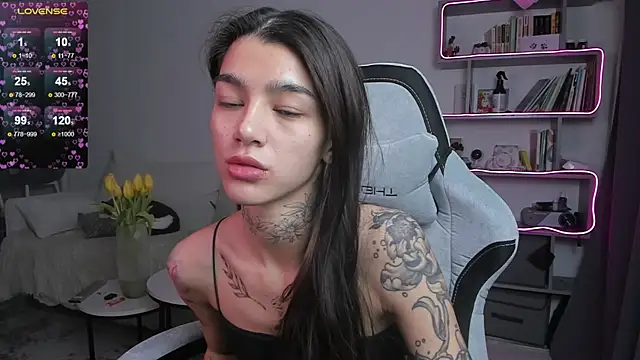 vinkitinkii online show from 03/12/25, 09:55