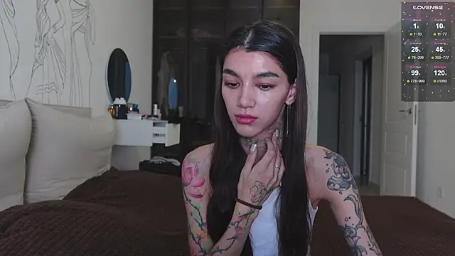 vinkitinkii online show from 10/26/25, 07:20