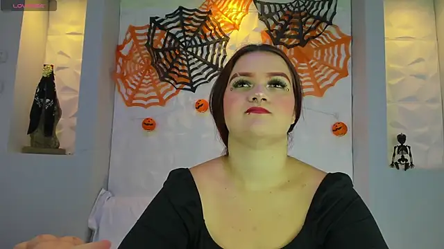 MelanieKlaus online show from 11/01/25, 11:15