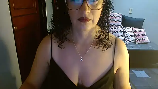 MATURETOPASIO online show from 04/18/26, 06:54