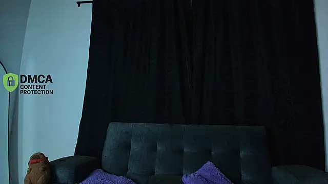 yungelitamor  online show from 03/01/26, 05:29