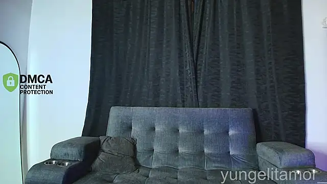 yungelitamor  online show from 11/04/25, 05:55