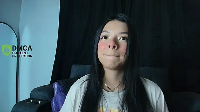 Snapshot of yungelitamor_ chatting on 06/07/26, 05:01 yungelitamor online show from 06/07/26, 05:01