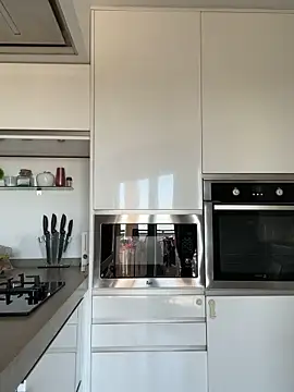 petrouchkaaa  online show from 09/10/25, 08:24