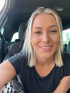 petrouchkaaa  online show from 03/24/26, 09:42