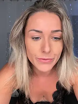 petrouchkaaa  online show from 11/02/25, 08:58