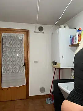 petrouchkaaa  online show from 01/16/26, 09:02