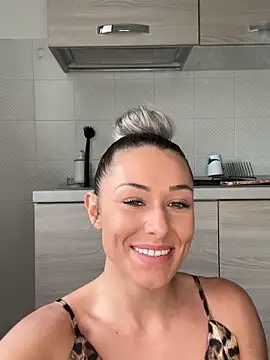 petrouchkaaa  online show from 03/03/26, 11:28