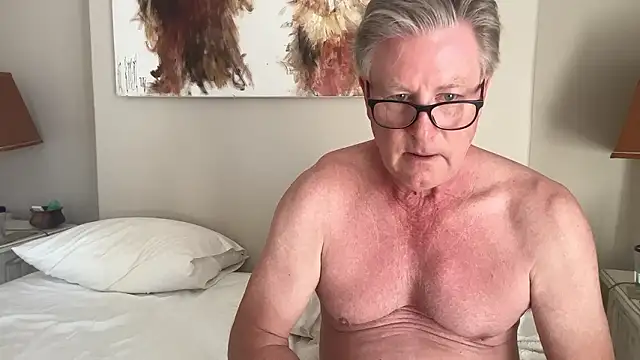 littleone01234 online show from 10/03/25, 10:22