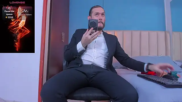 jeanpiere  online show from 11/28/25, 03:28