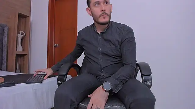 jeanpiere  online show from 02/06/26, 04:30