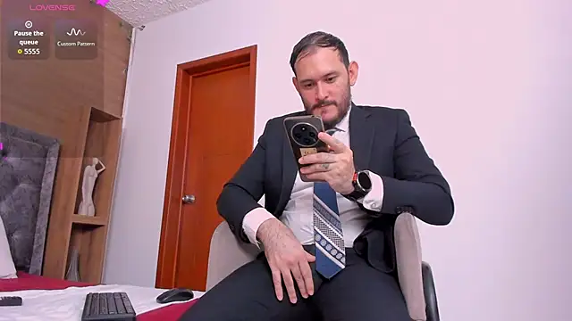 jeanpiere  online show from 04/13/26, 02:15