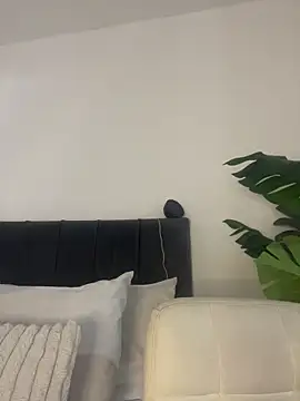 charlotteeruss online show from 03/01/26, 01:22