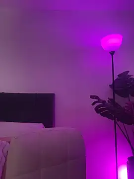 charlotteeruss online show from 03/19/26, 04:56