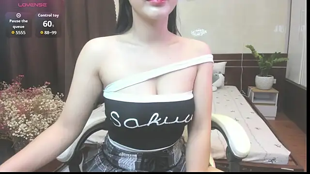 Mimini- online show from 11/17/25, 04:05