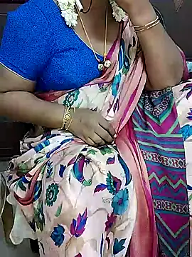 yours-kavaya online show from 09/19/25, 04:05