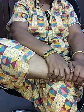 yours-kavaya online show from 10/26/25, 05:02