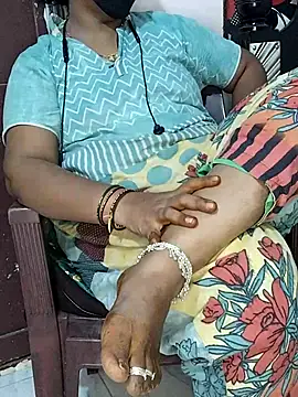 yours-kavaya online show from 11/25/25, 03:23