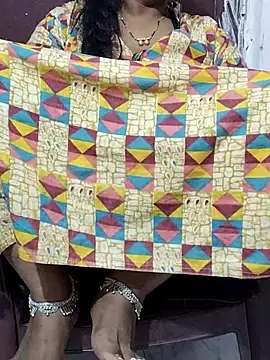 yours-kavaya online show from 12/20/25, 10:40