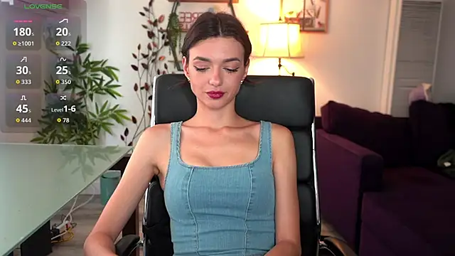 olivia jeas online show from 06/27/26, 09:21
