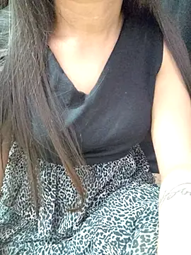 Snapshot of Roshni_98 chatting on 09/22/25, 05:52 Roshni 98 online show from 09/22/25, 05:52