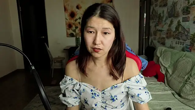 Snapshot of LeyylaStoone chatting on 05/16/26, 12:26 LeyylaStoone online show from 05/16/26, 12:26