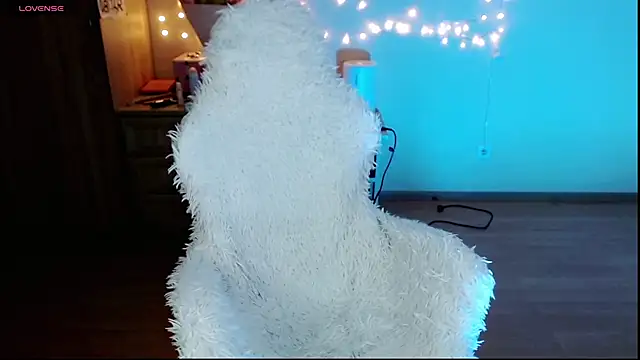 Emily Nyaffee online show from 03/20/25, 10:18