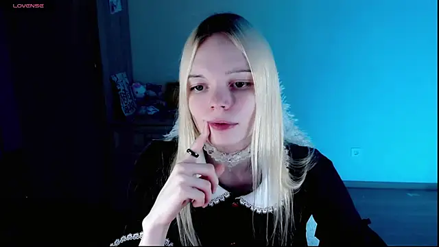 Emily Nyaffee online show from 02/21/25, 01:22