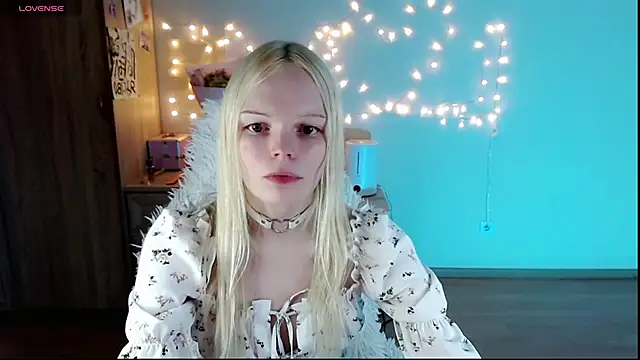 Emily Nyaffee online show from 03/10/25, 12:28